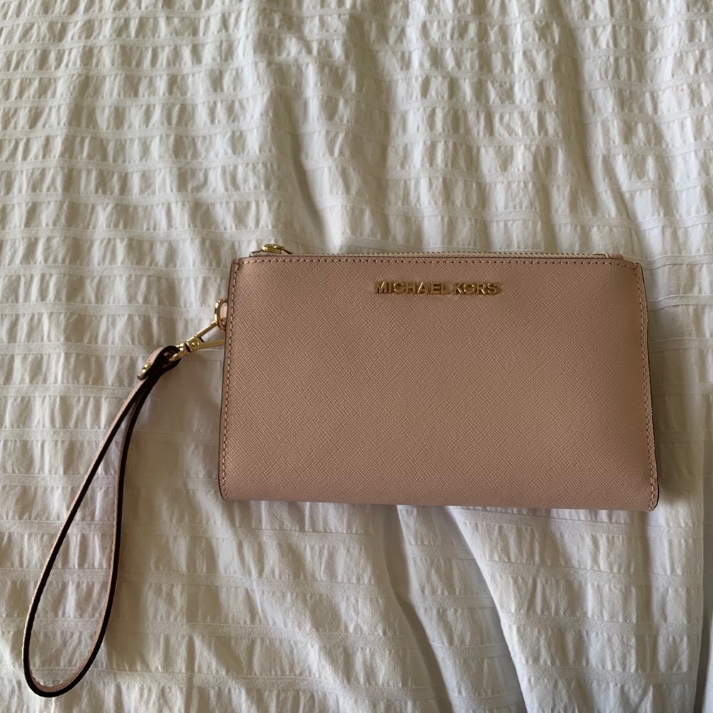 Michael Kors Jet Set Double Zip Wallet